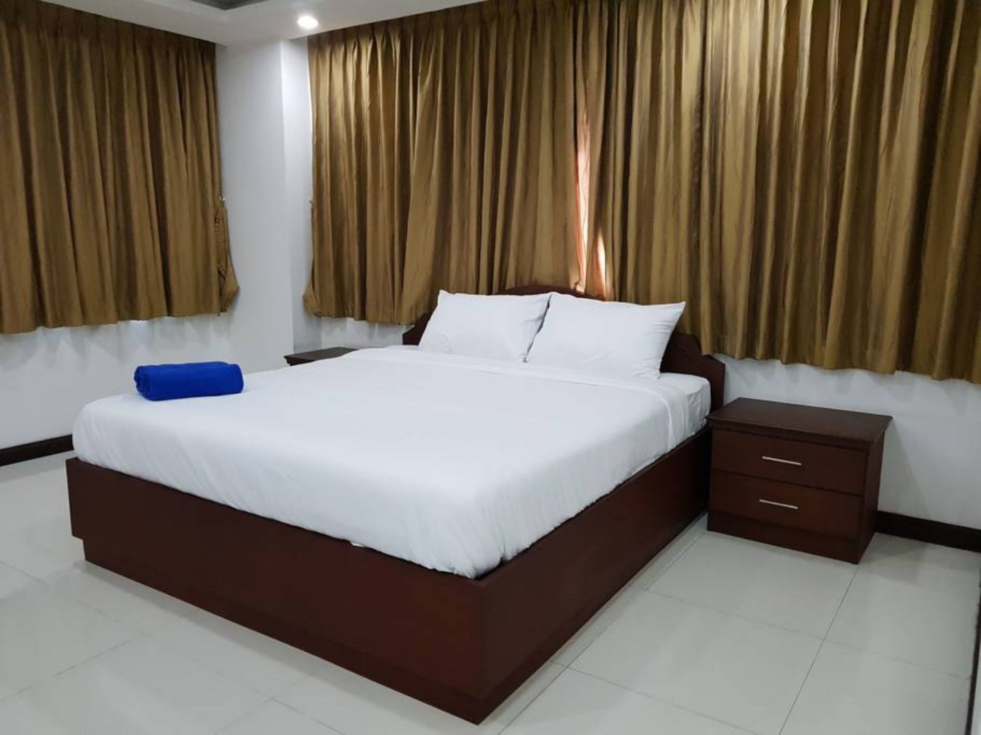Hotel 2beds 3baths Downtown Pattaya